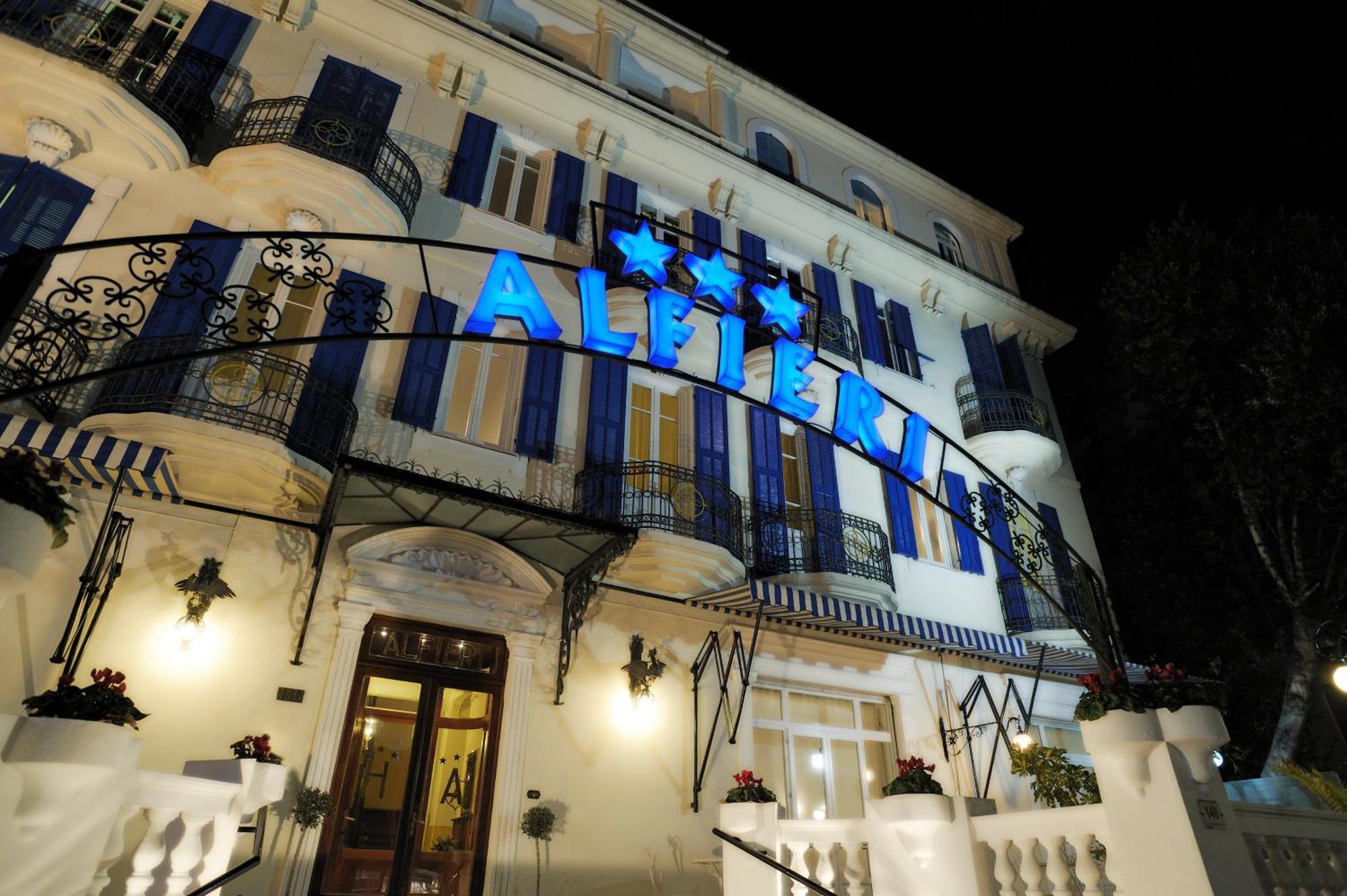 Hotel Alfieri Alassio Dış mekan fotoğraf