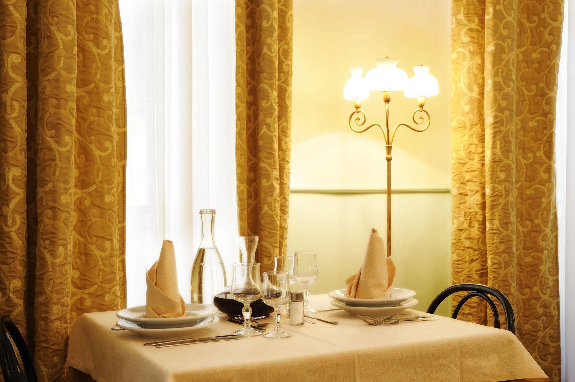 Hotel Alfieri Alassio Dış mekan fotoğraf